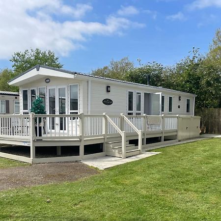 Kingfisher Quay Lodge Clacton-on-Sea Ngoại thất bức ảnh