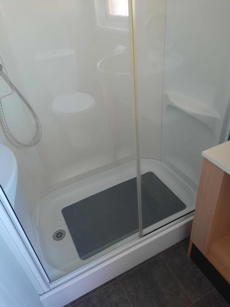 Kingfisher Quay Lodge Clacton-on-Sea Ngoại thất bức ảnh